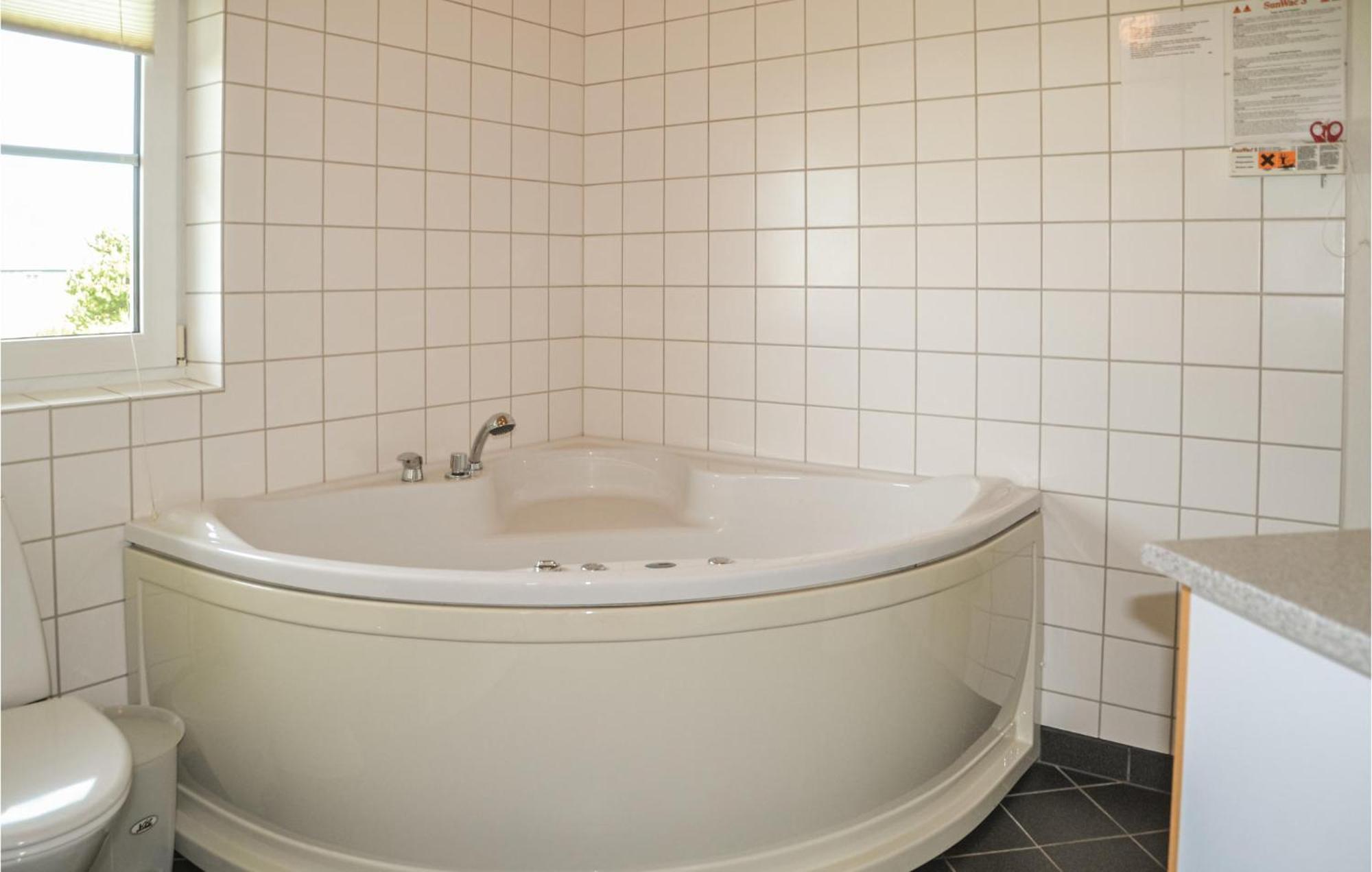 4 Bedroom Cozy Home In Norre Nebel Lonne Hede Экстерьер фото